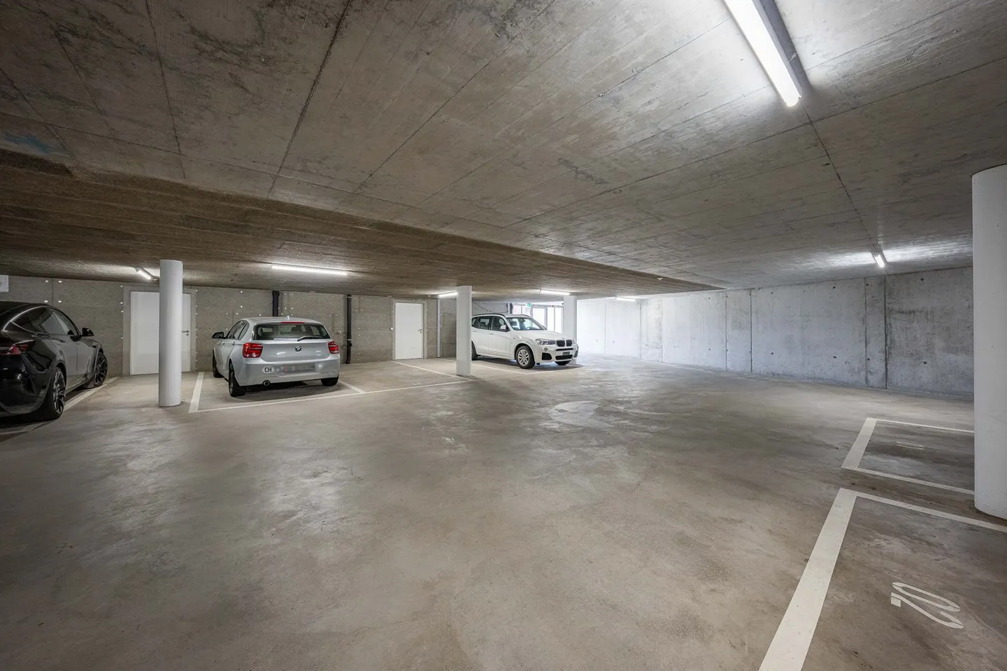 Underground parking space - Photo 3 of 4