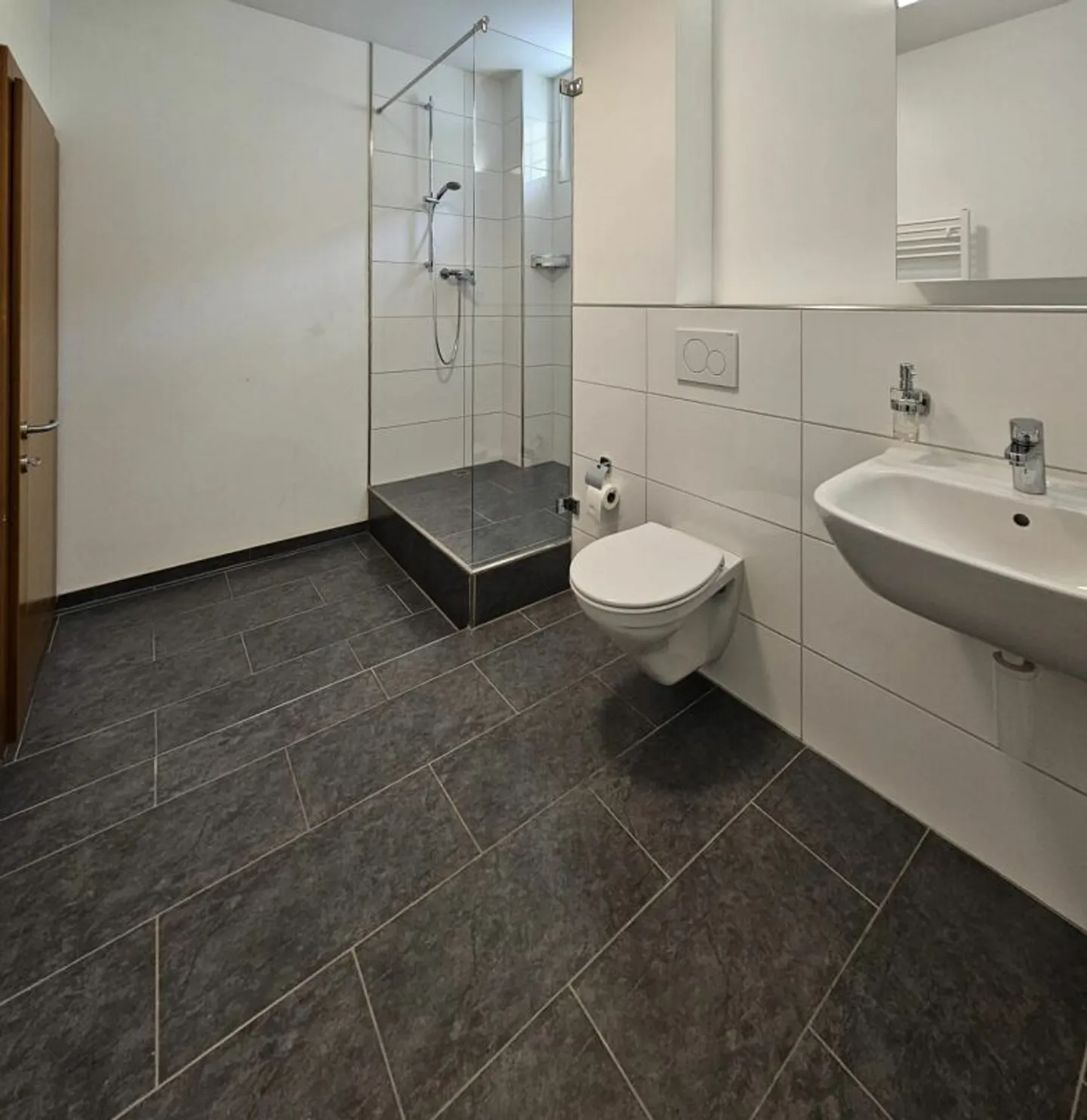 Appartement 2.5 pièces - Photo 7 sur 8