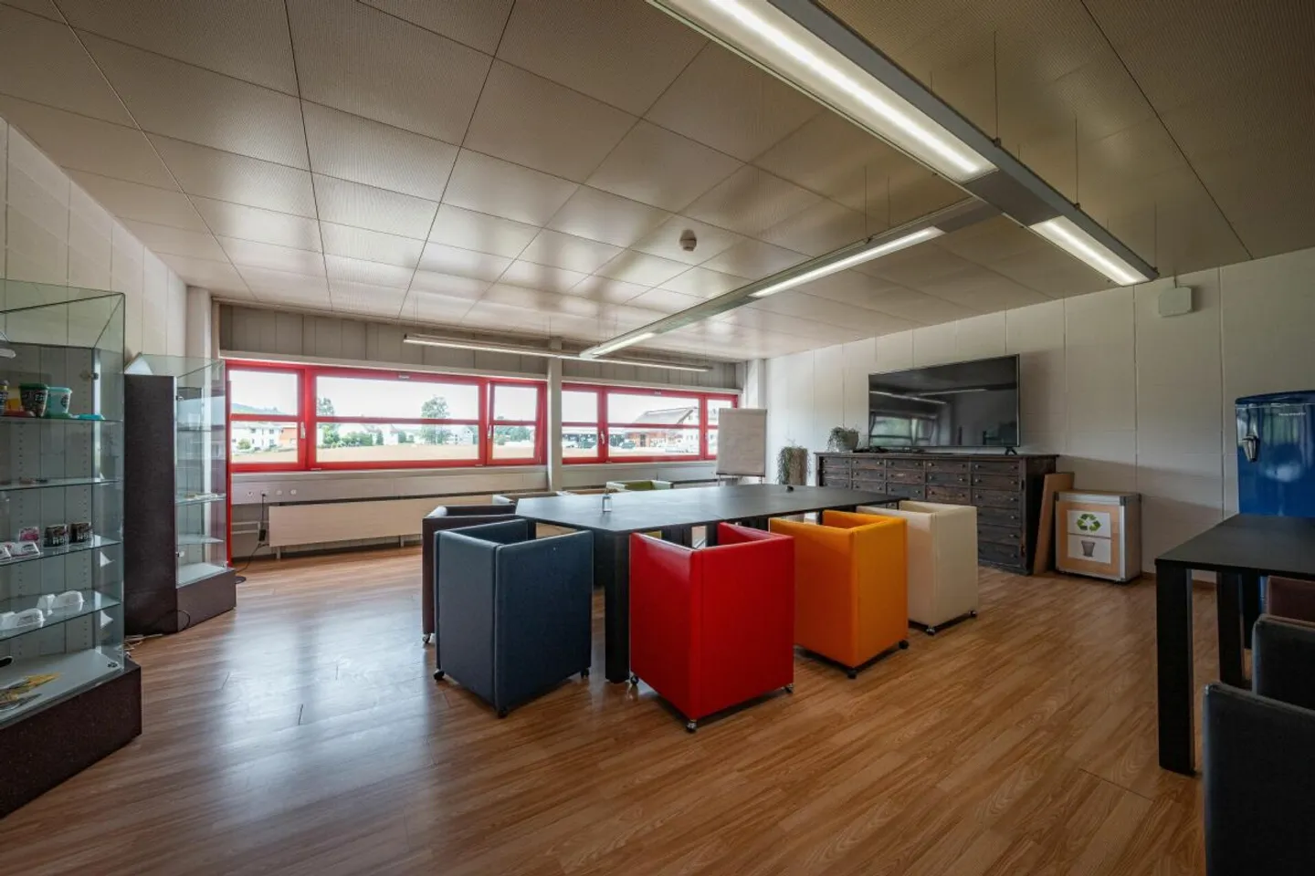 Commercial Property - Photo 7 of 13