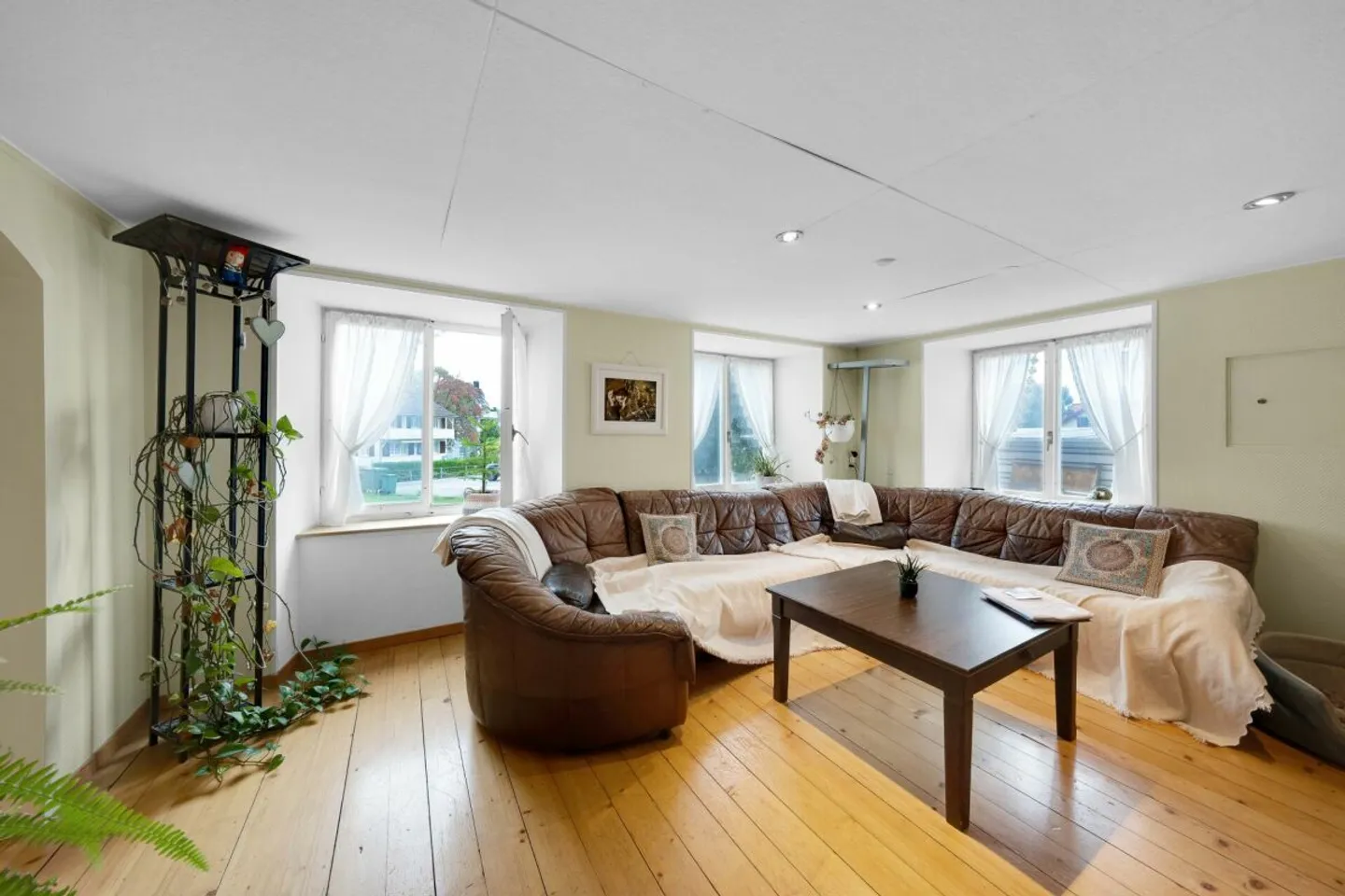 7-Zimmer-Wohnung - Foto 1 von 8