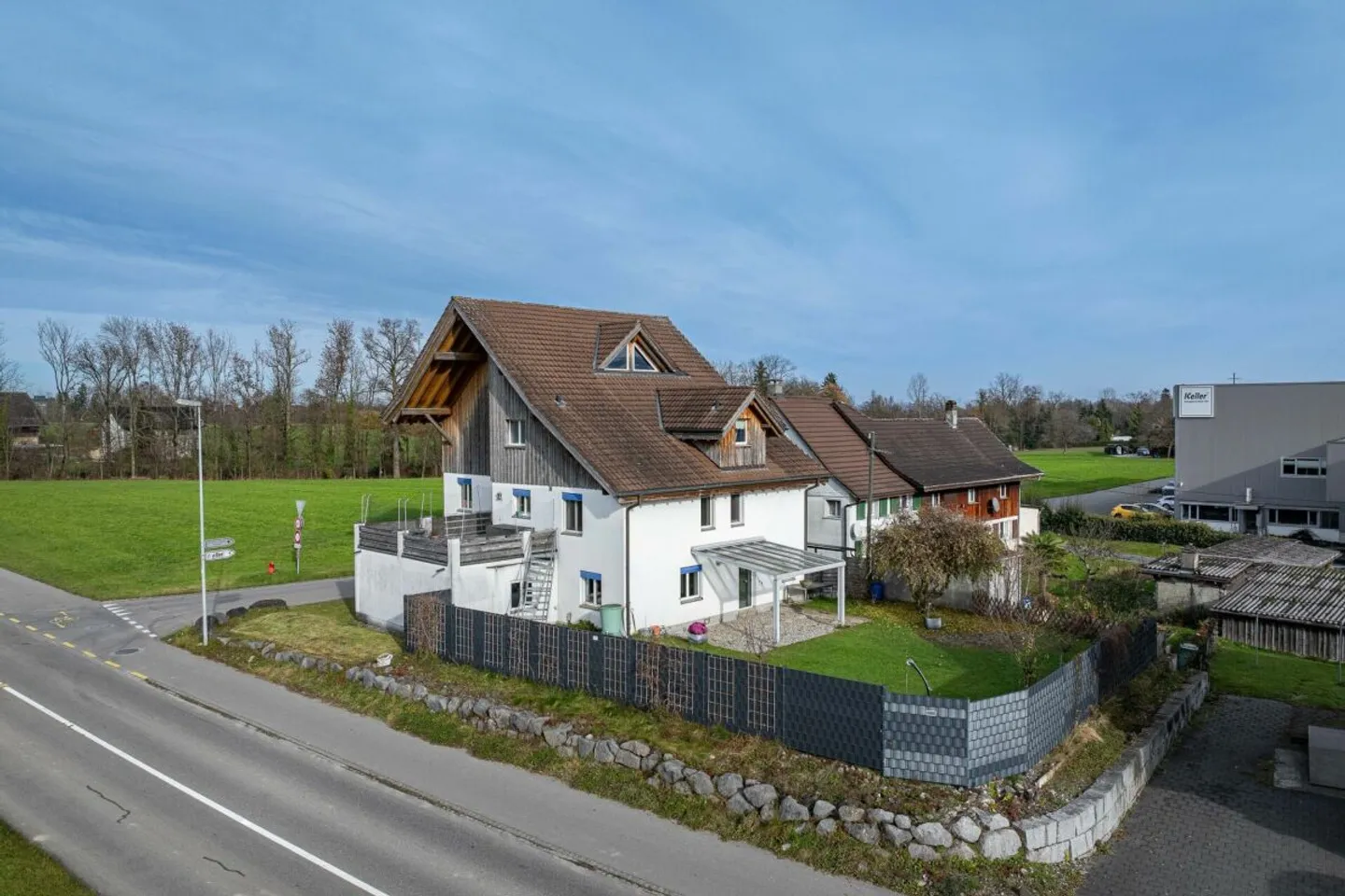 Casa unifamiliare - Foto 1 di 11