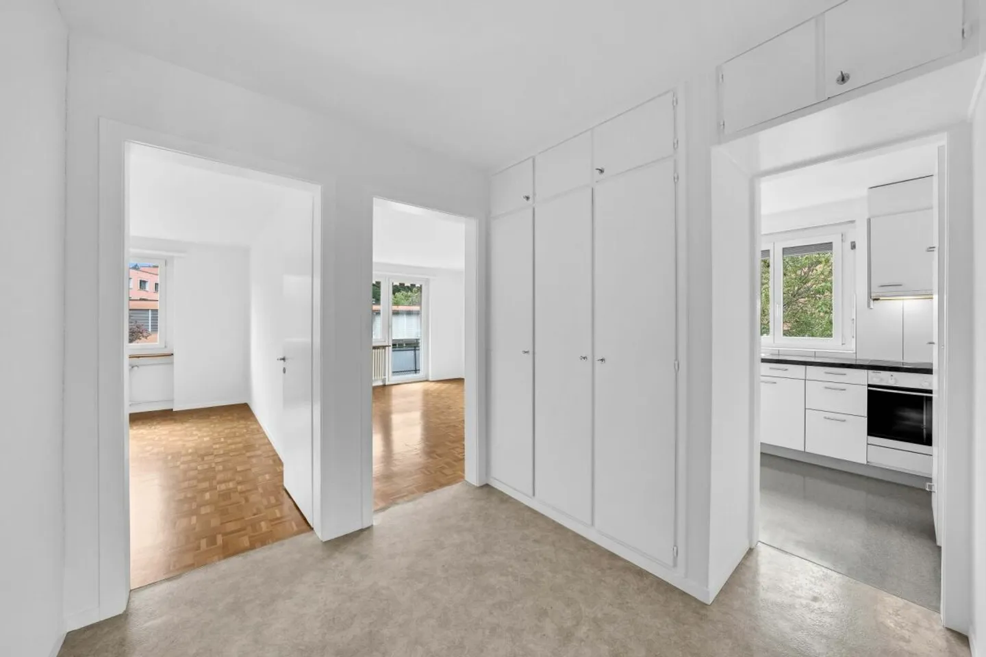 Appartamento 4 locali - Foto 4 di 9