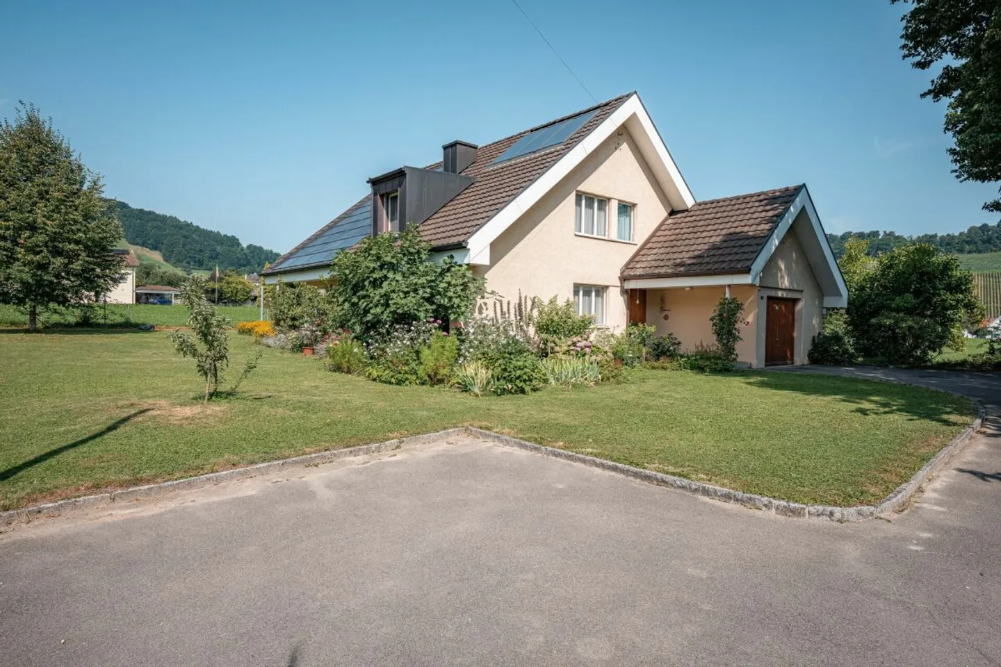 Maison individuelle - Photo 1 sur 13