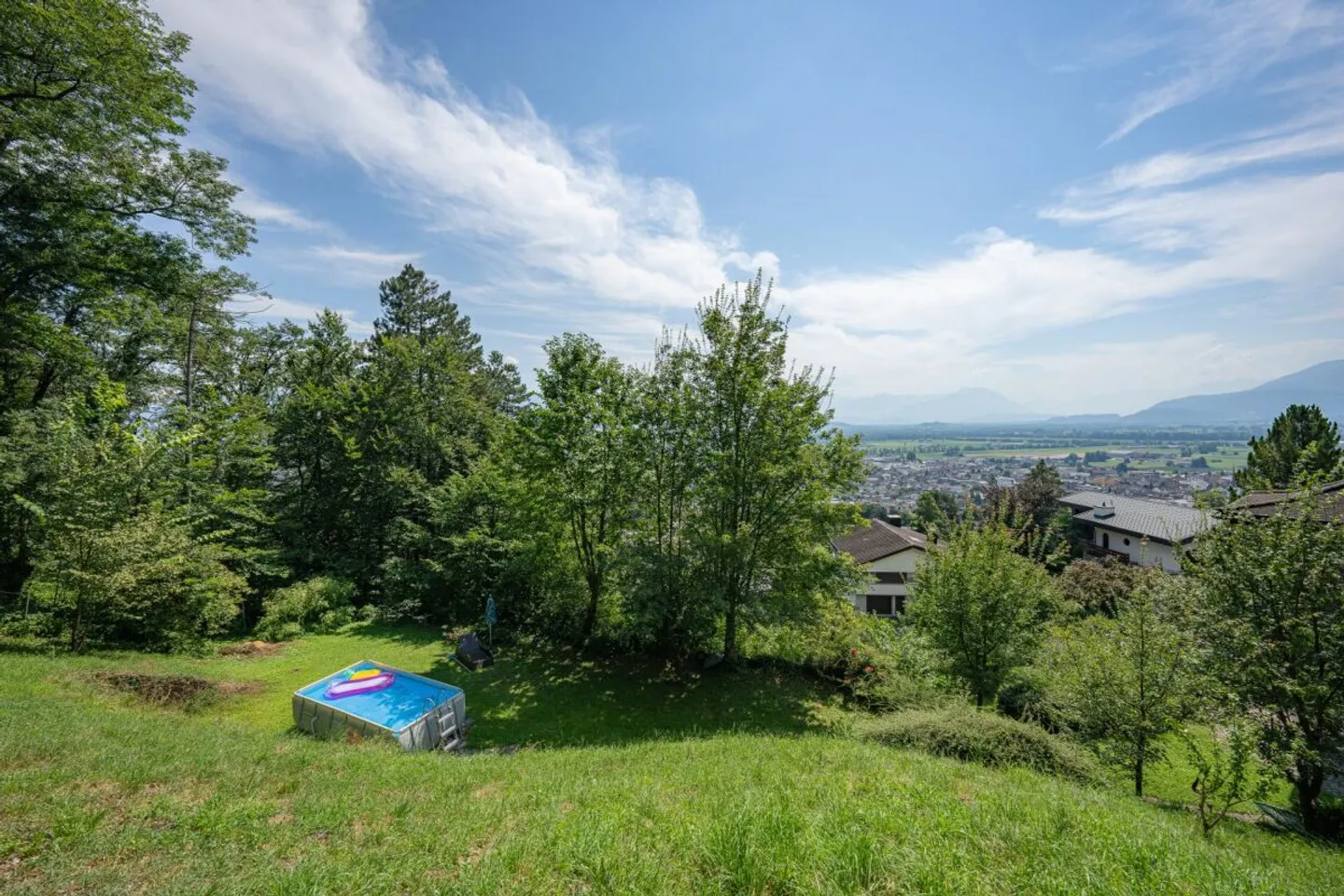 Baulandgrundstück mit attraktiver Aussicht - Foto 3 von 4