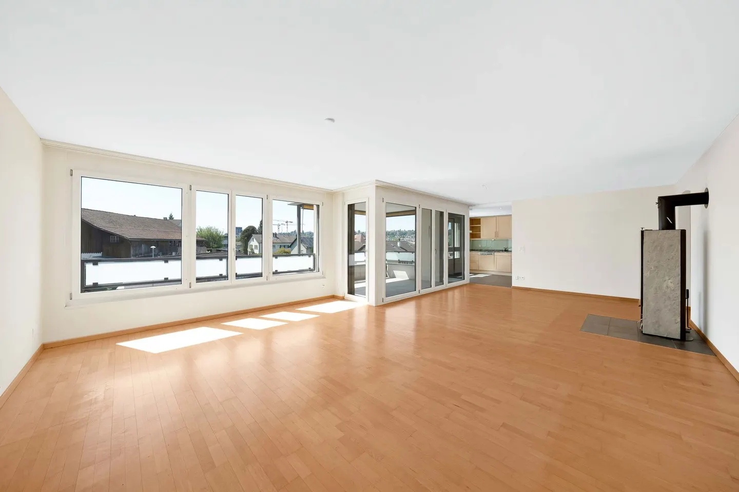 Geräumige 4.5-Zimmer-Wohnung - Foto 2 von 13