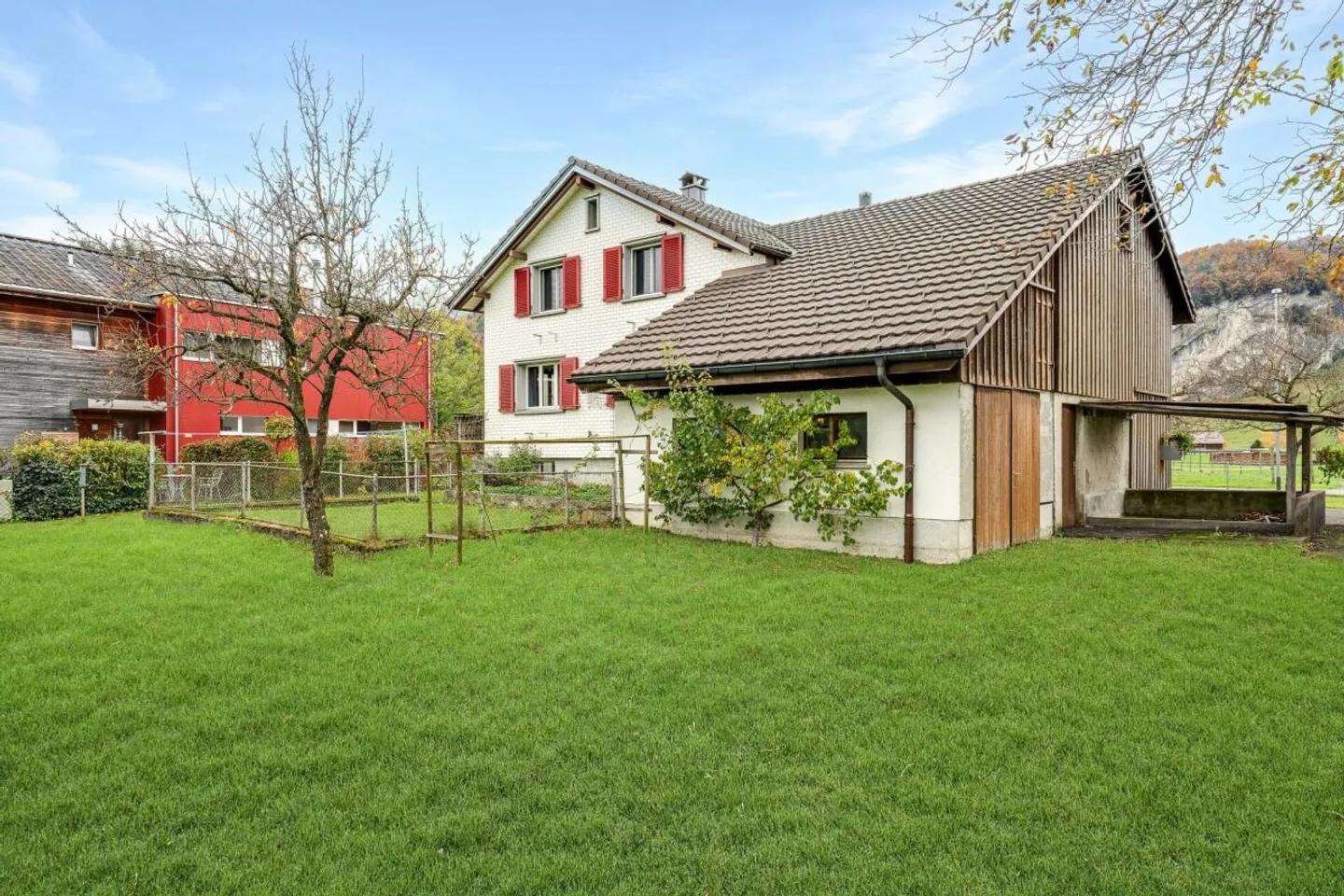 Einfamilienhaus - Foto 2 von 9