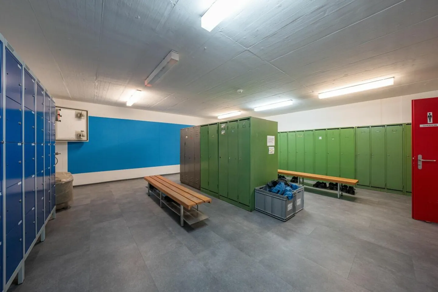 Commercial Property - Photo 8 of 13