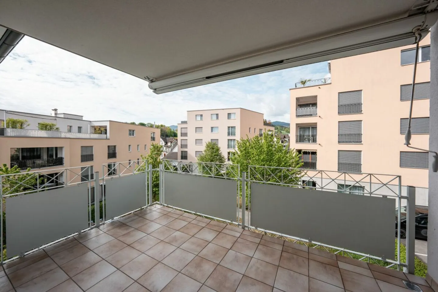 Appartement attrayant de 5,5 pièces, situé au centre - Photo 7 sur 12
