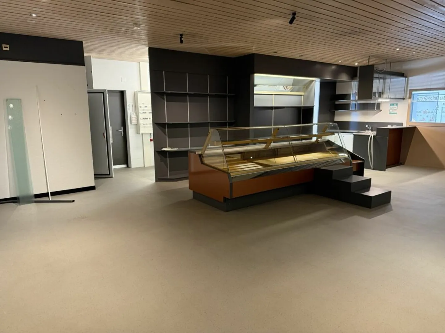 Superficie commerciale a Rhyland - Foto 2 di 4