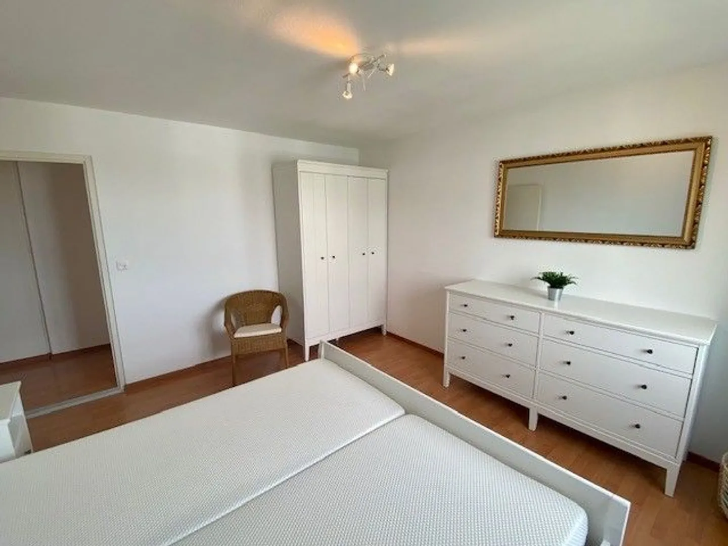 3.5-Room Apartment - Photo 7 of 8