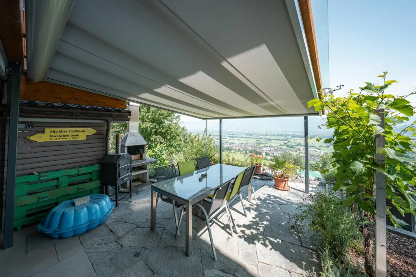 Casa Unifamiliare - Foto 10 di 13