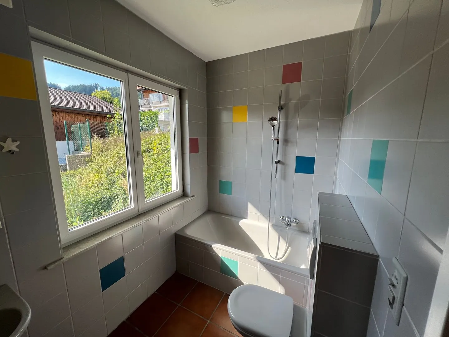 Charming Attic Apartment - Photo 7 of 9