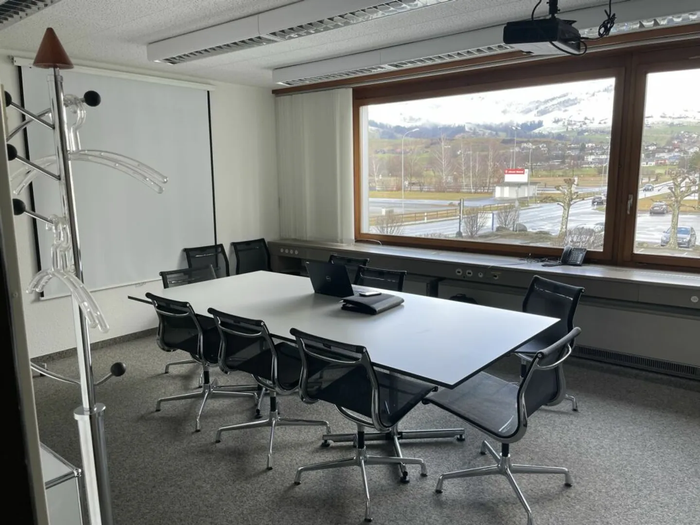 Büroräumlichkeiten - Foto 4 von 10