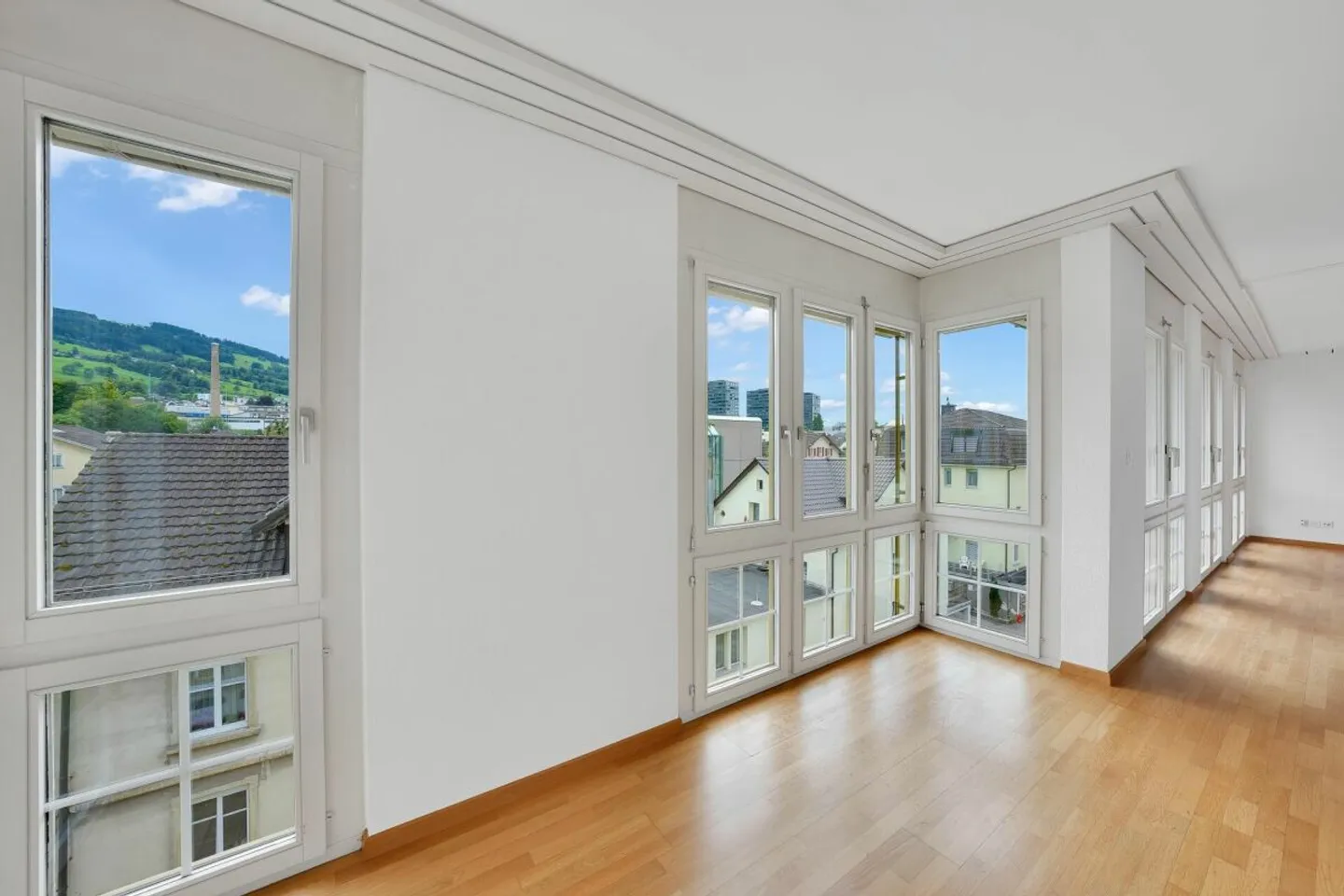 3.5-Room Apartment - Photo 4 of 8