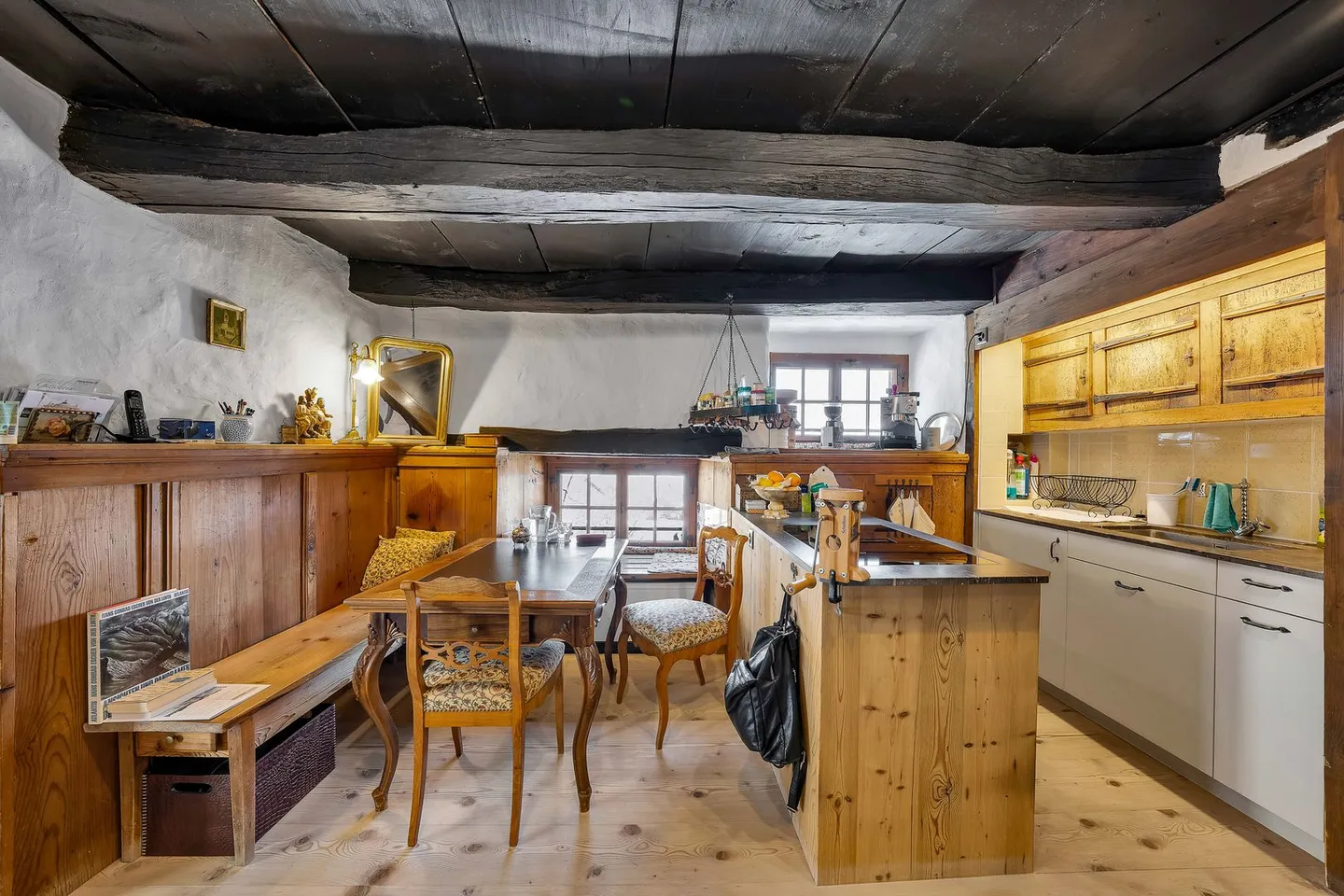 Maison résidentielle - Photo 4 sur 11