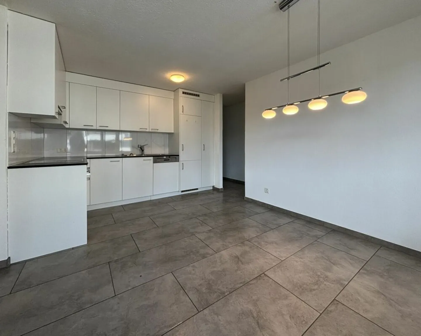 3.5-Zimmer-Wohnung - Foto 3 von 9