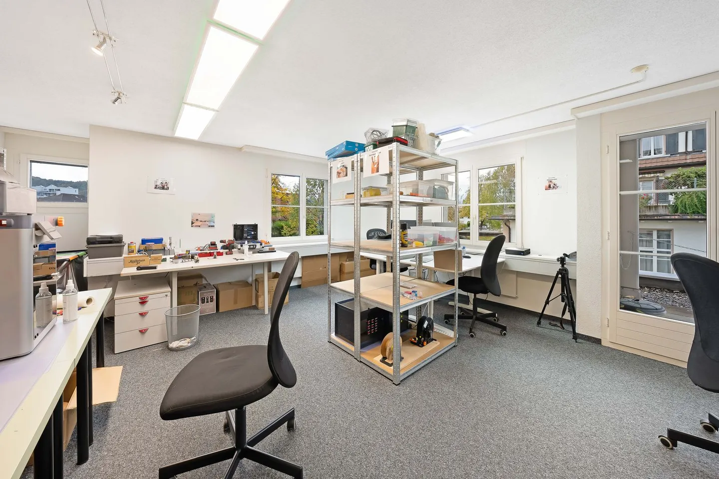 Office Space - Photo 3 of 6