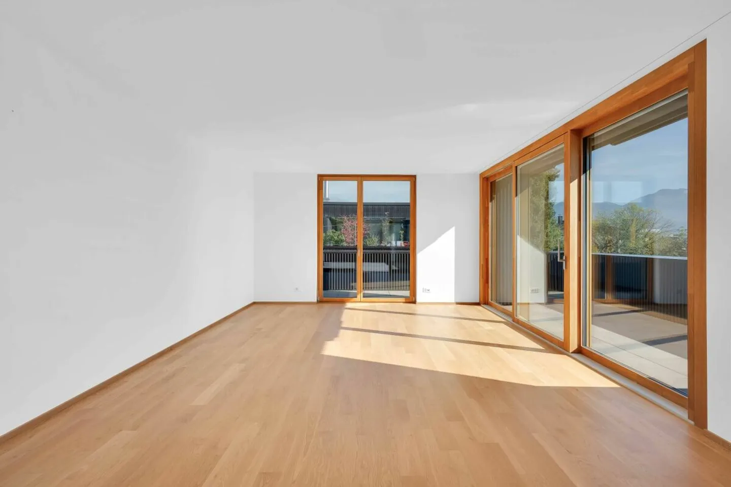 Appartement en attique de 4,5 pièces - Photo 3 sur 11