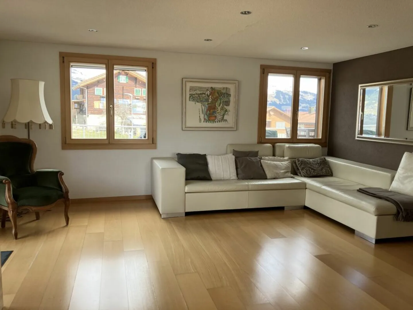Detached House - Photo 4 of 6