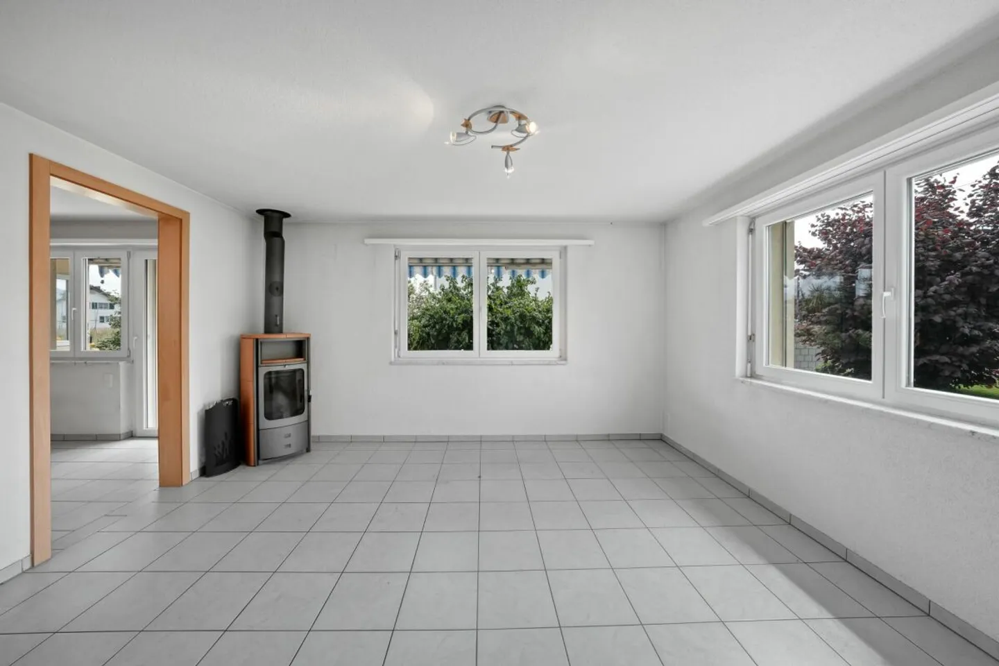 Casa unifamiliare - Foto 2 di 9