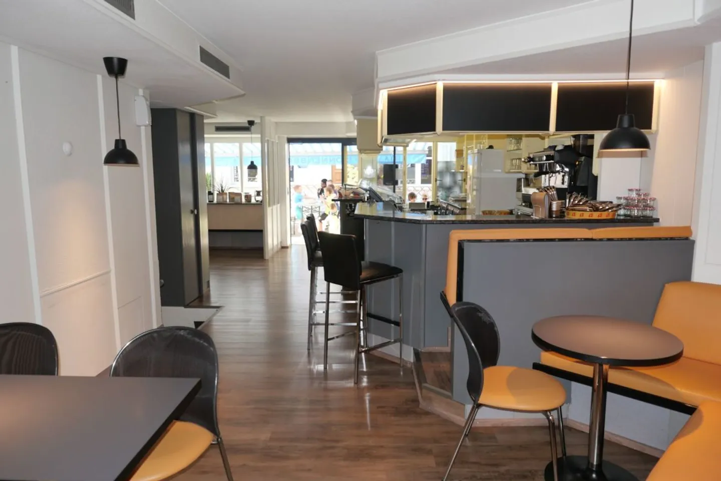 Café/Bistro - Foto 2 di 8