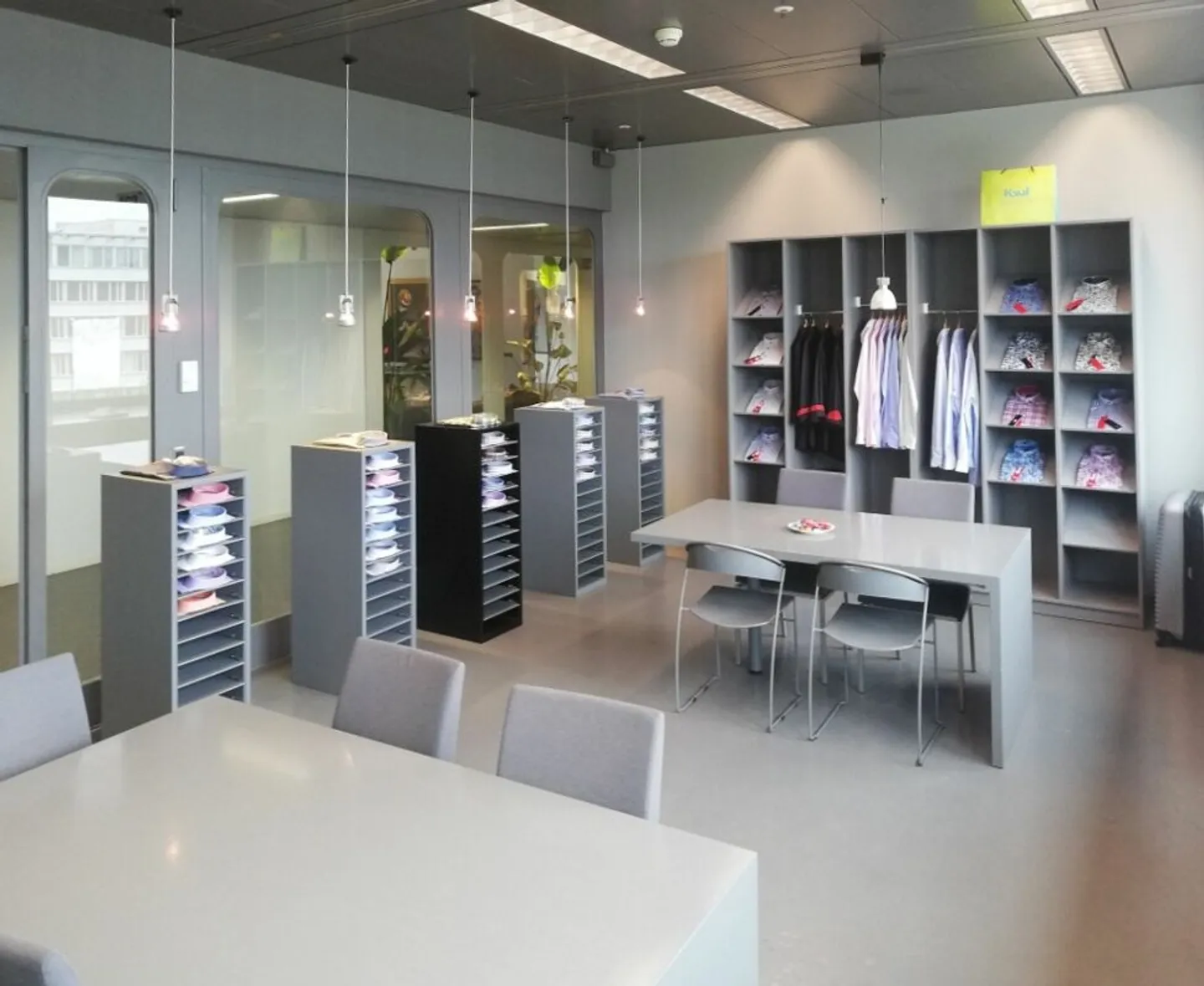 Showroom - Foto 2 di 5