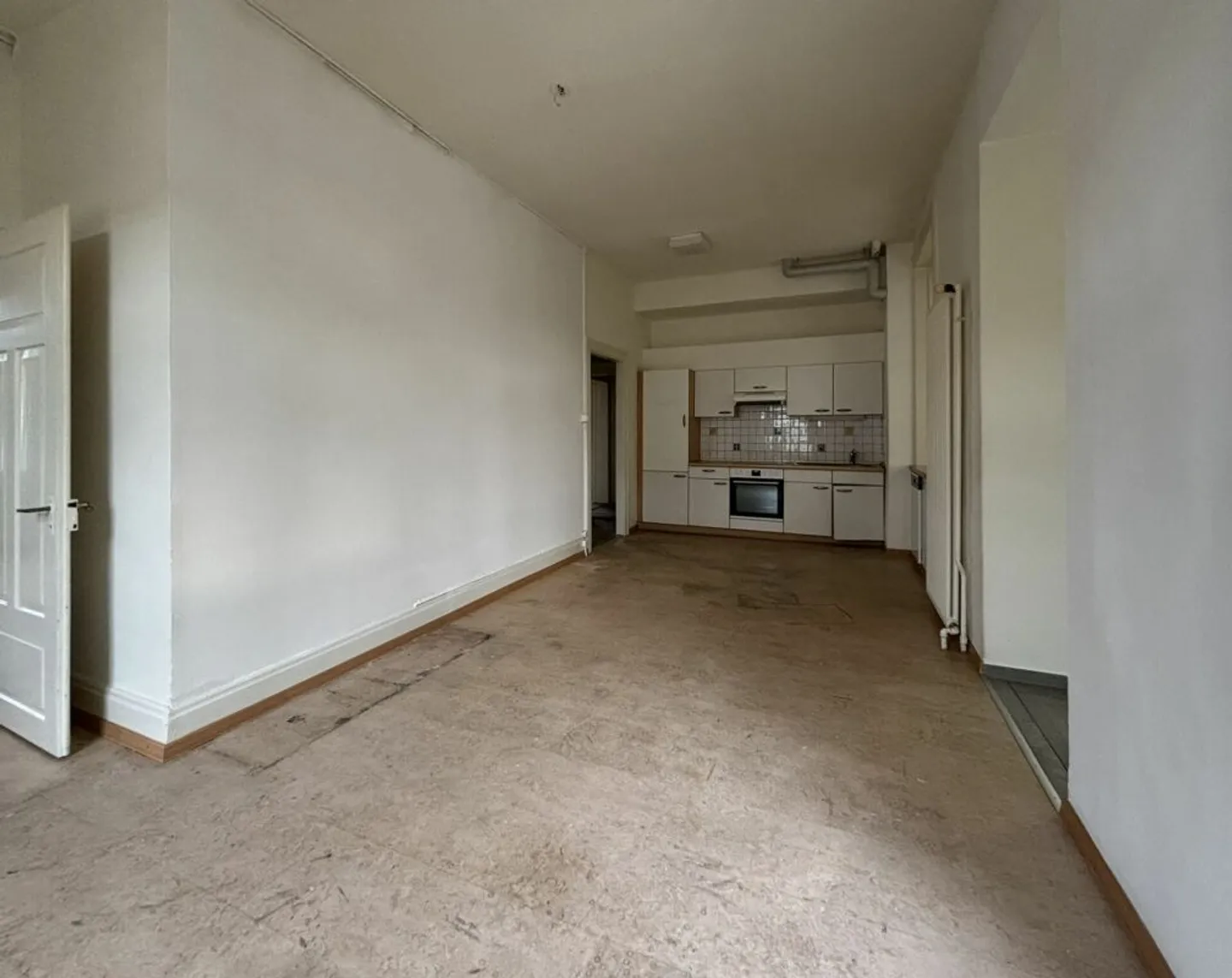 4.5-Room Apartment - Photo 3 of 9