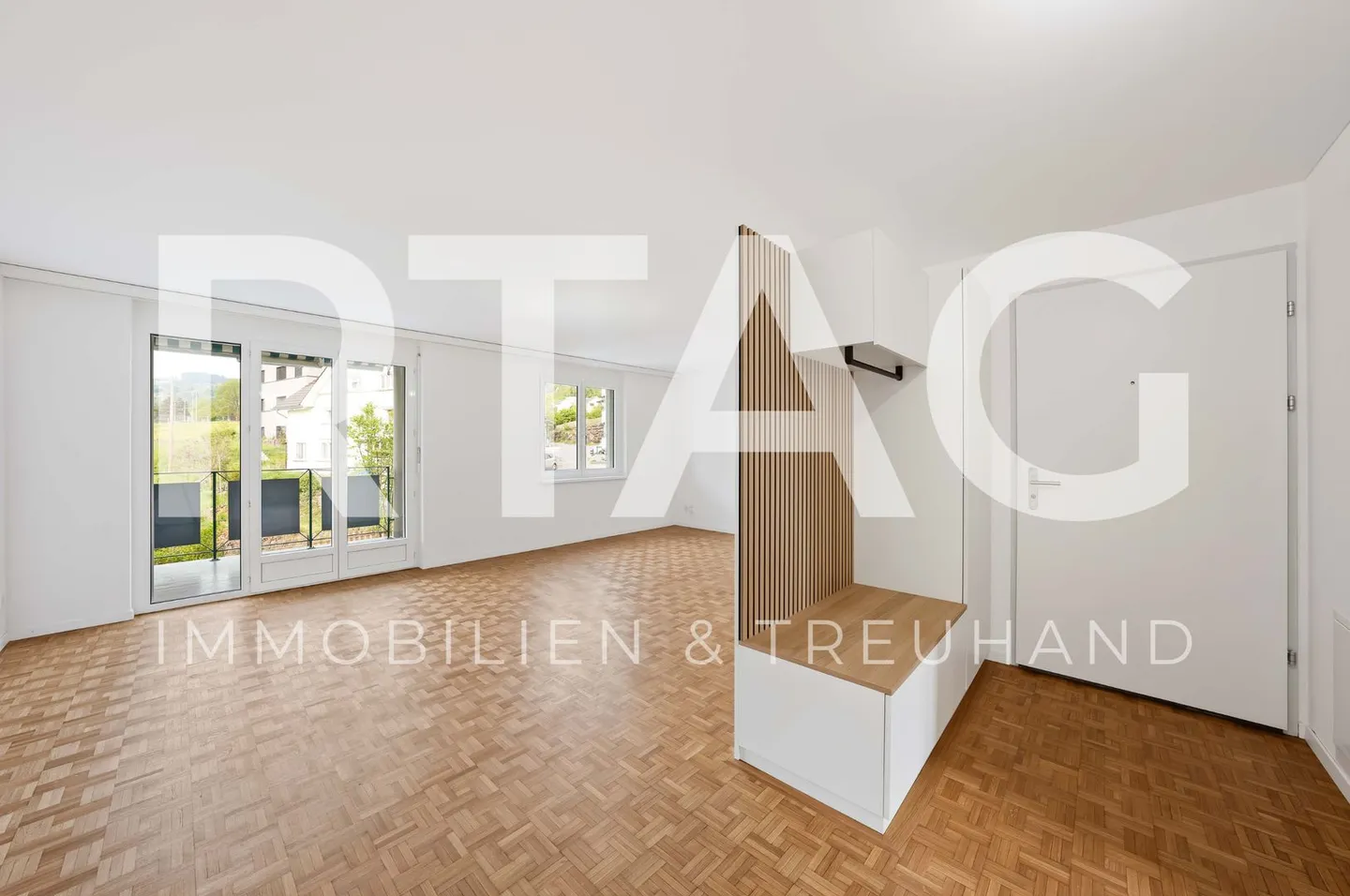 4.5-Room Apartment - Photo 1 of 13