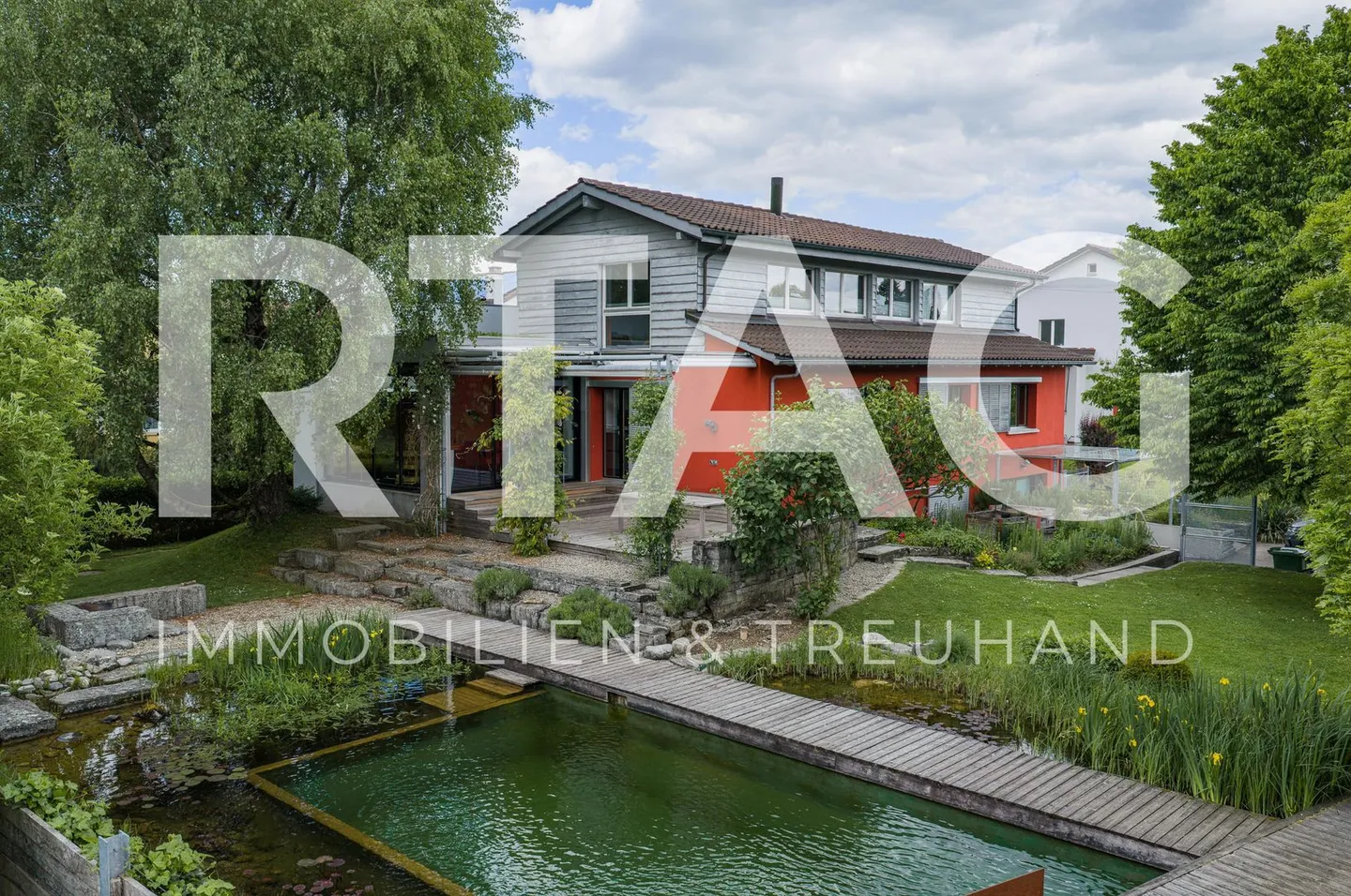 Incantevole Casa Familiare a Rheineck - Foto 1 di 12