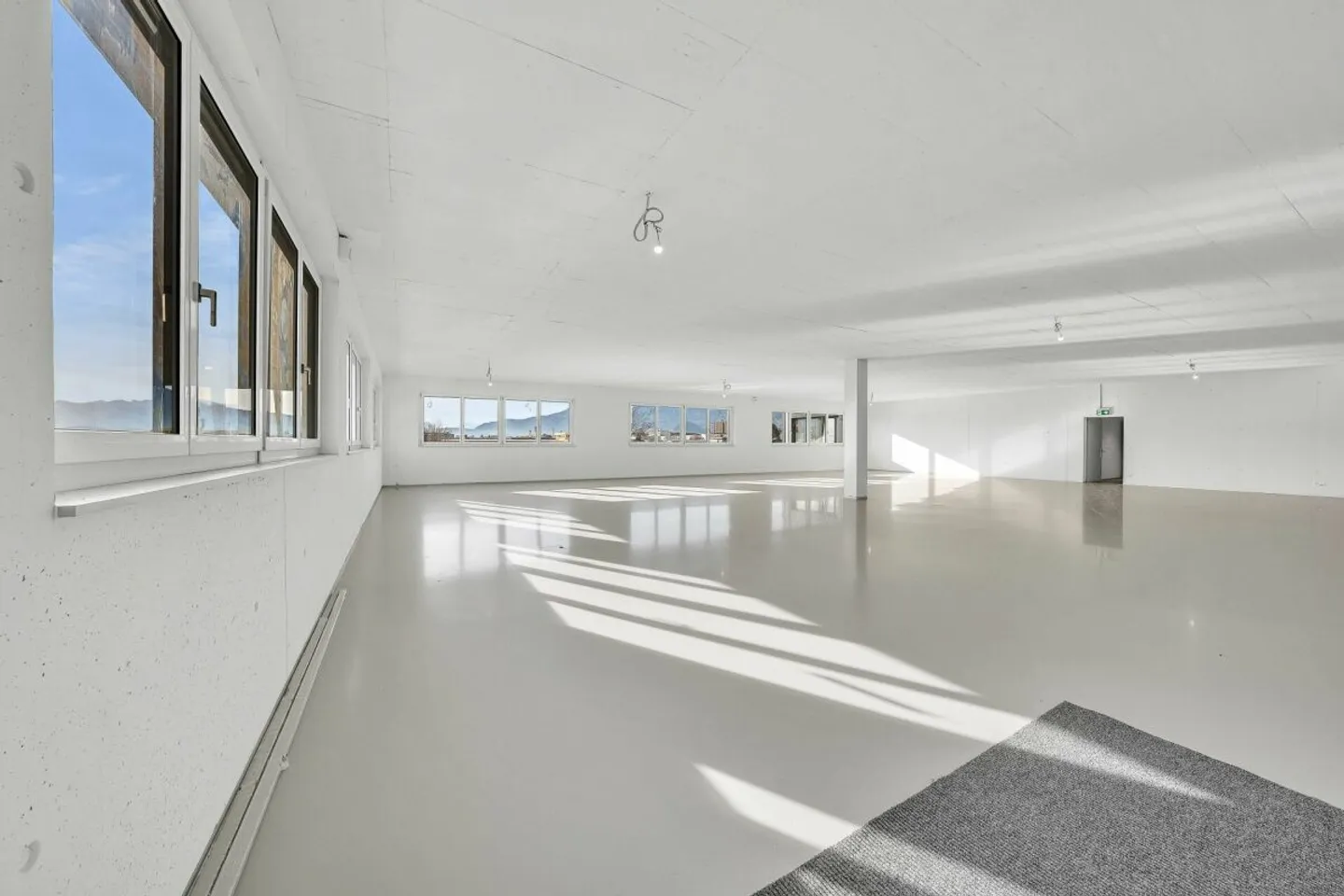 Spazio Commerciale - Foto 3 di 5