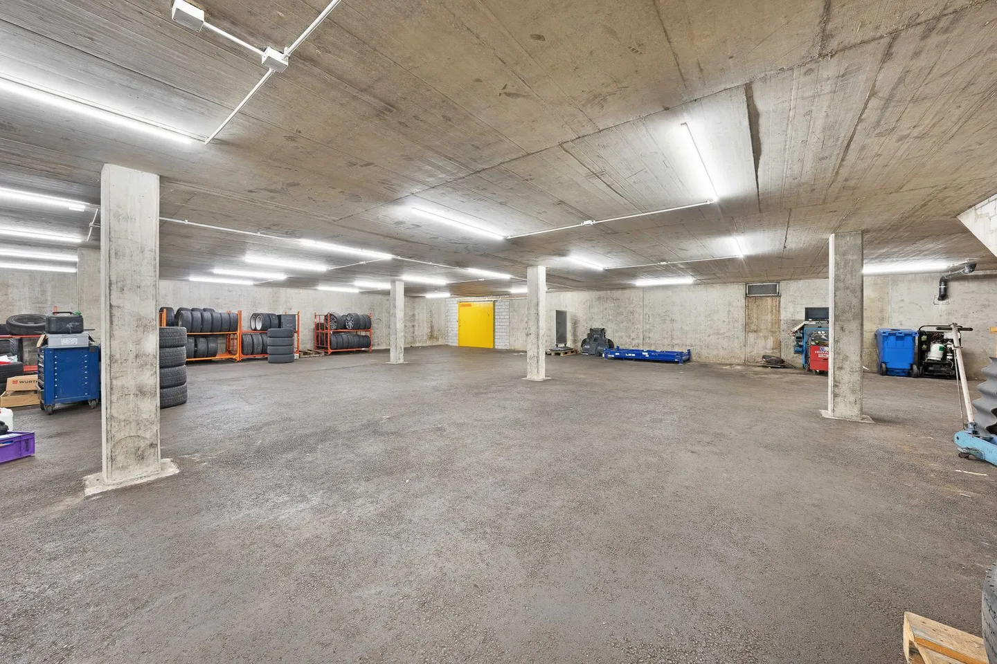 Espace de stockage - Photo 2 sur 8