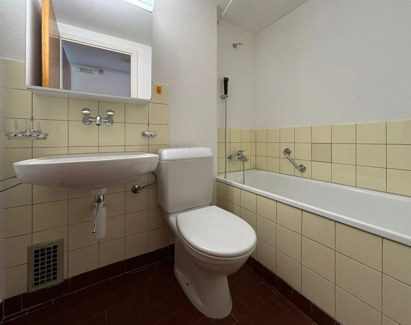 4-Room Apartment - Photo 7 of 10