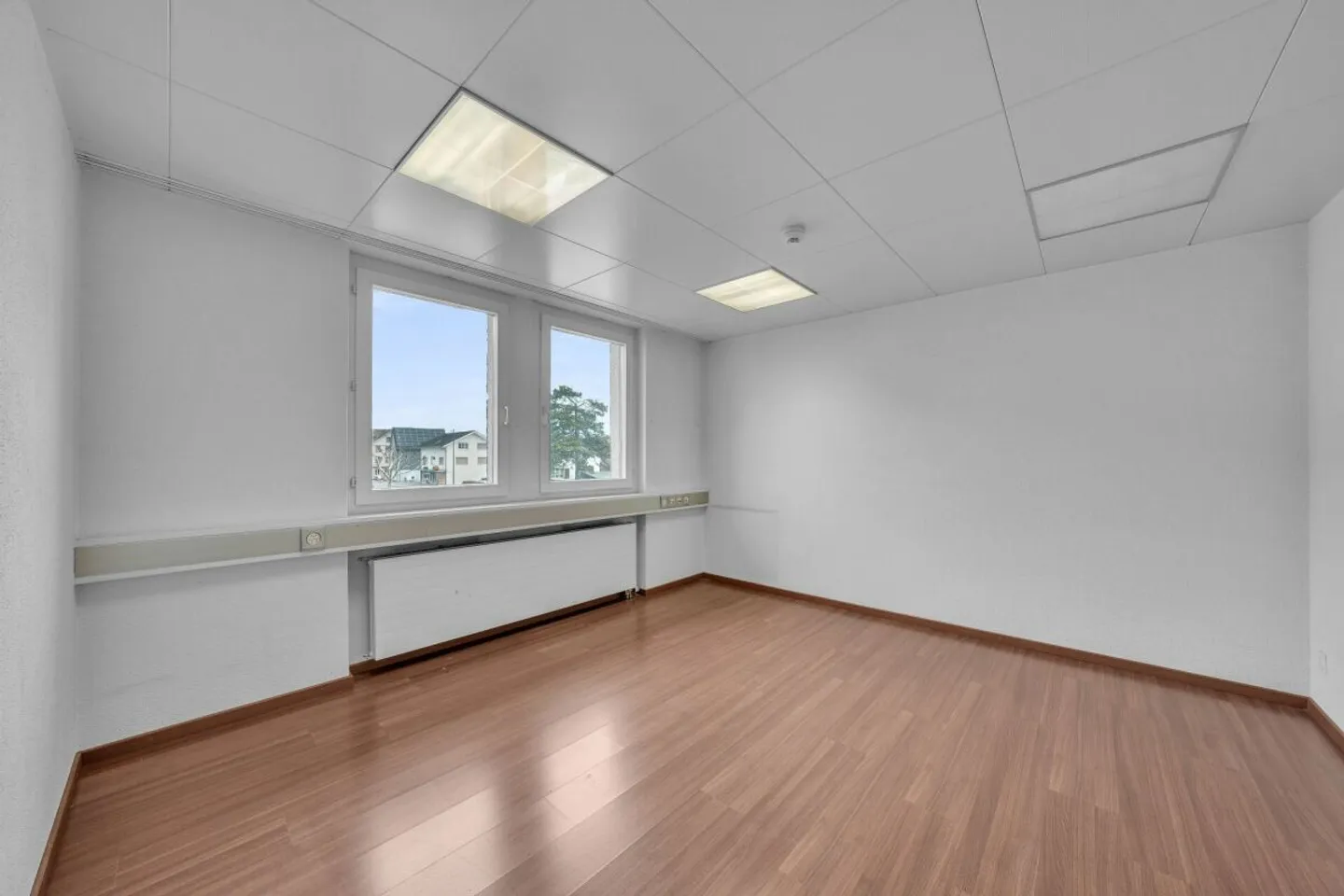 Praxisräumlichkeiten - Foto 6 von 6