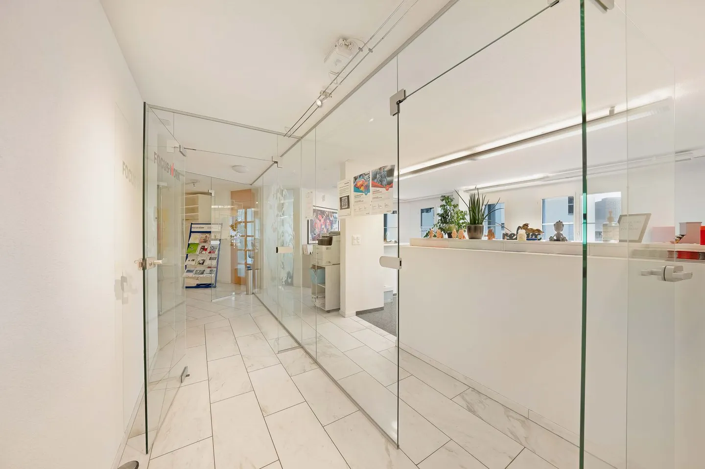 Office Space - Photo 5 of 8