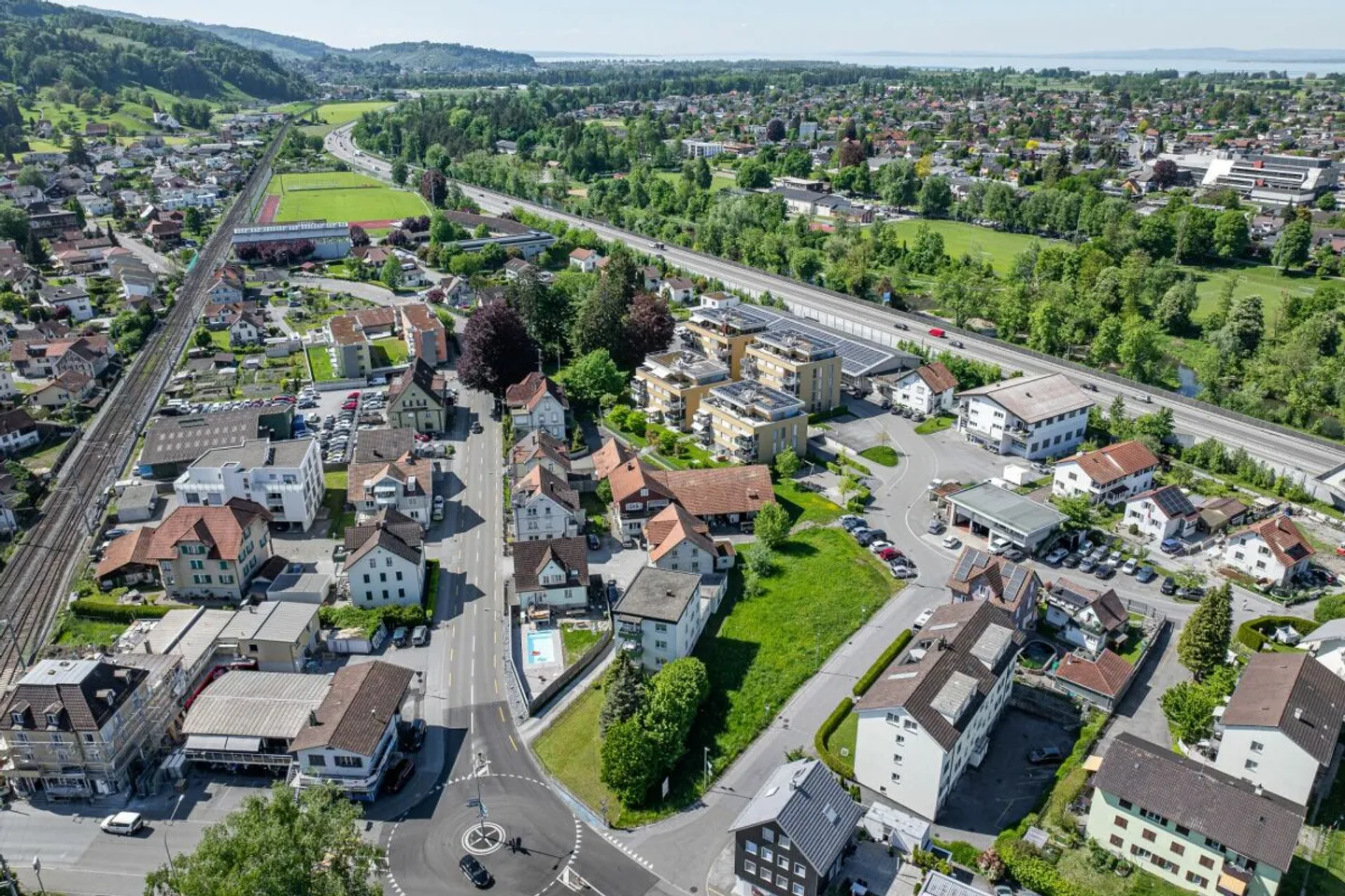 Commercial Area with 8,081 m2 - Photo 2 of 8