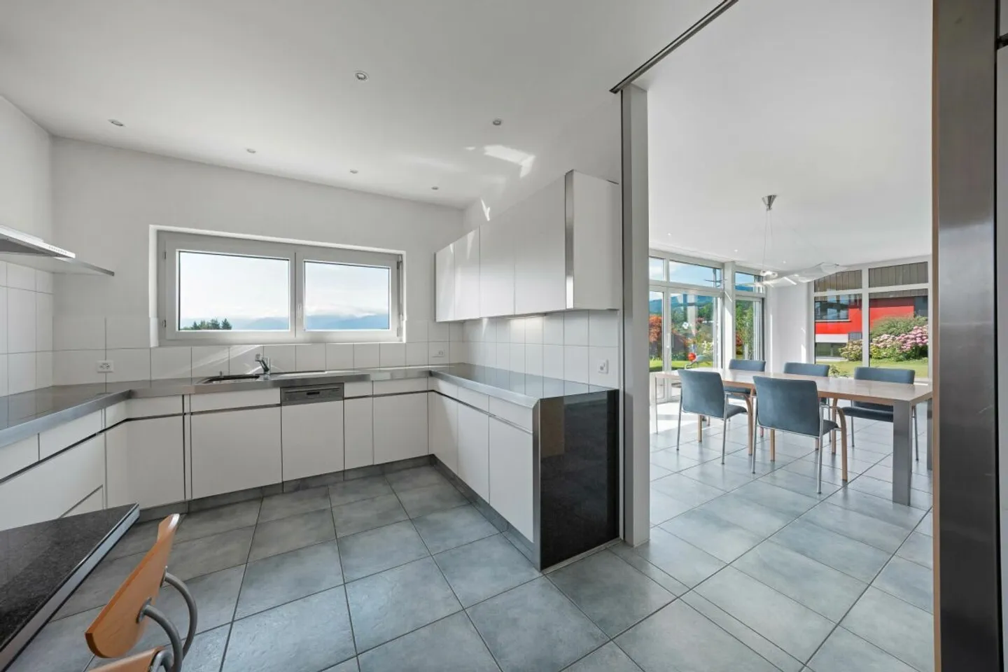 Detached House - Photo 6 of 13