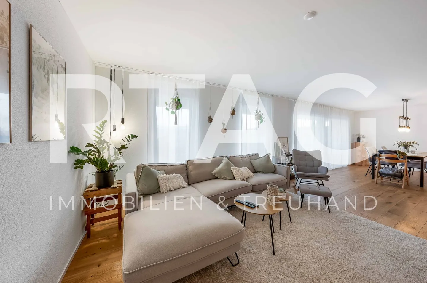 4.5 Room Garden Apartment - Photo 1 of 11