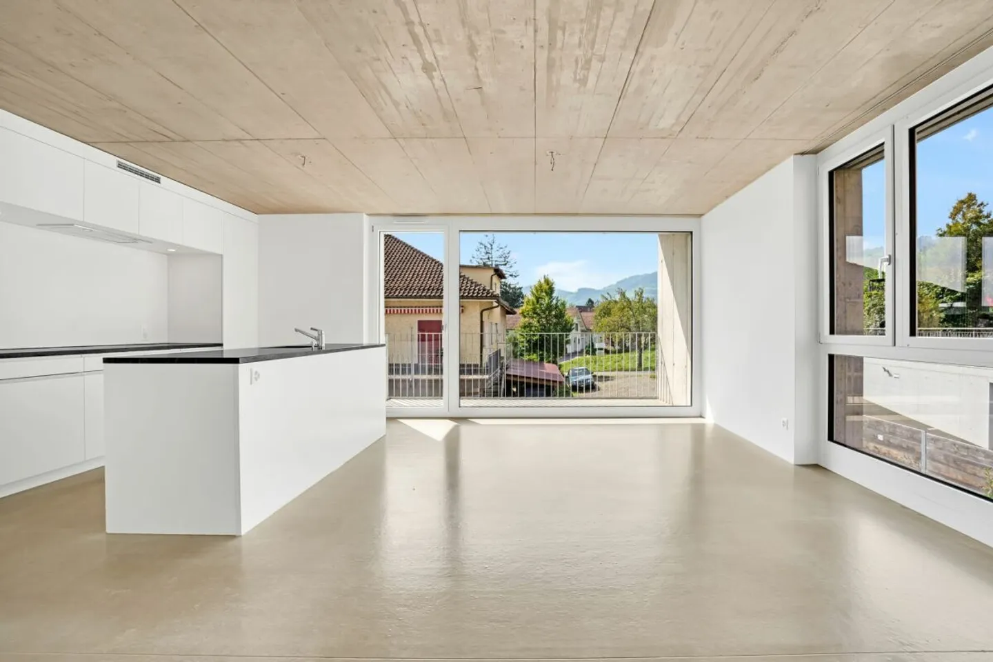 3.5 Room Apartment - Photo 4 of 10