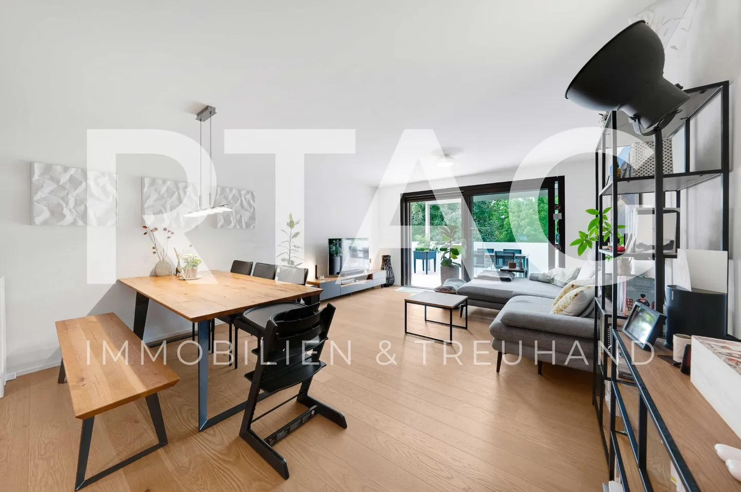 Modernes 3.5-Zimmer-Apartment - Foto 1 von 11