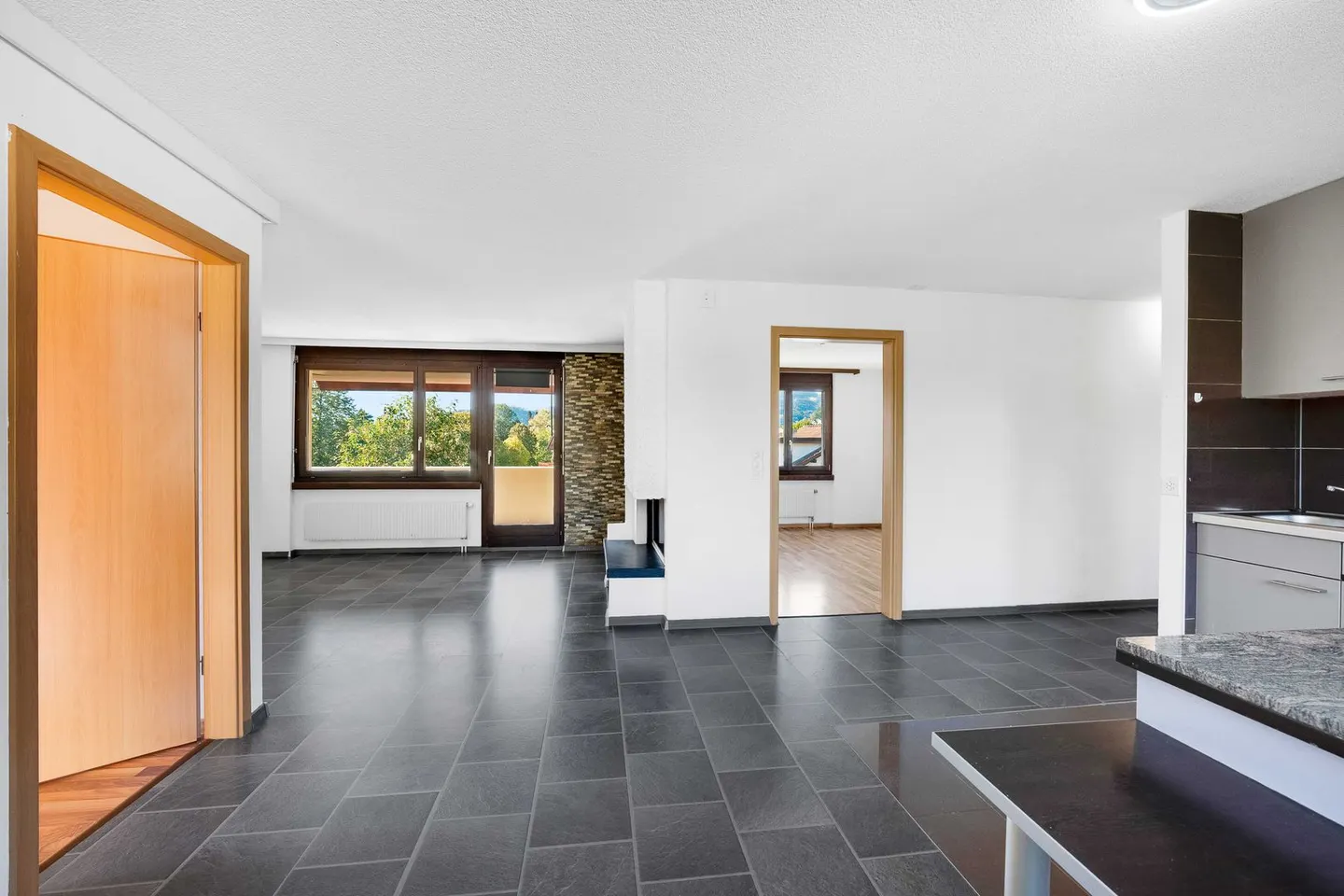 3.5-Room Apartment - Photo 7 of 13