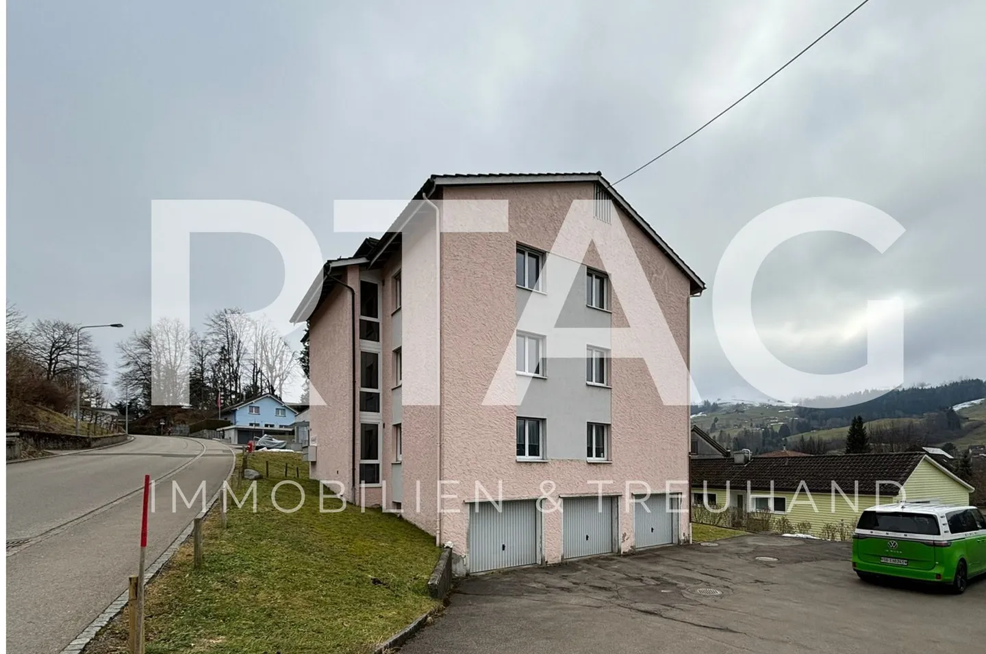 Appartamento 4 locali - Foto 1 di 12