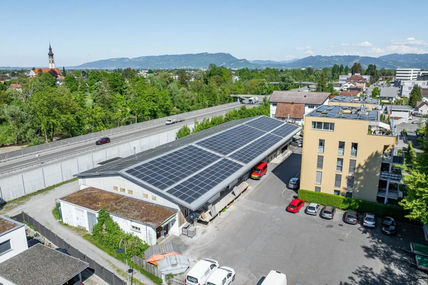 Commercial Area with 8,081 m2 - Photo 3 of 8