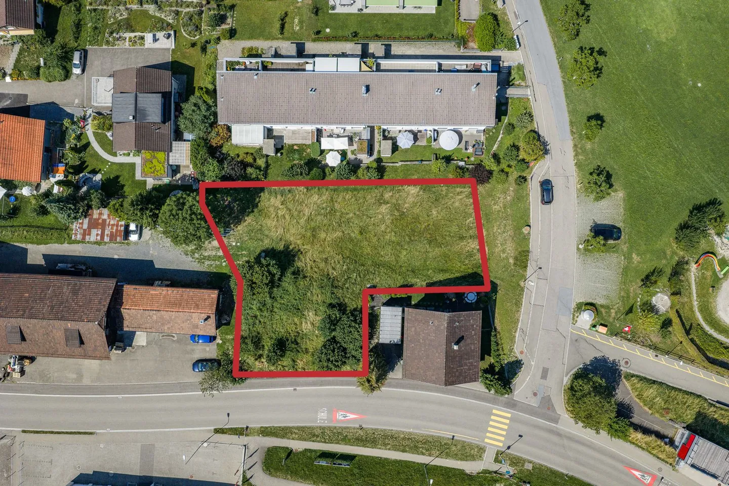 Building plot with 1,213 m2 - Photo 3 of 5
