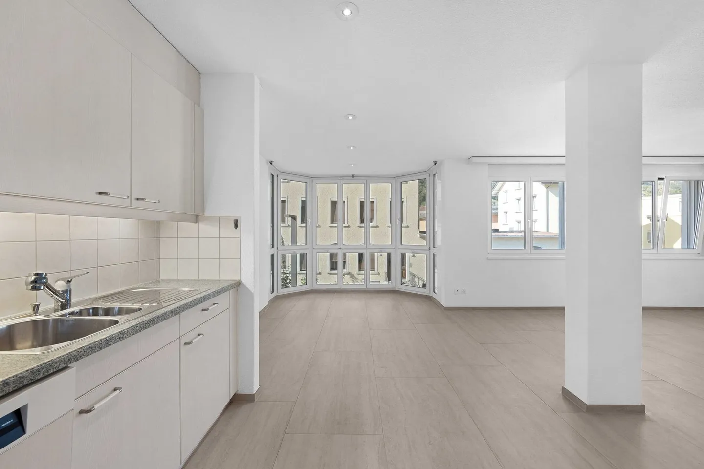 4.5-Zimmer-Wohnung - Photo 3 of 8