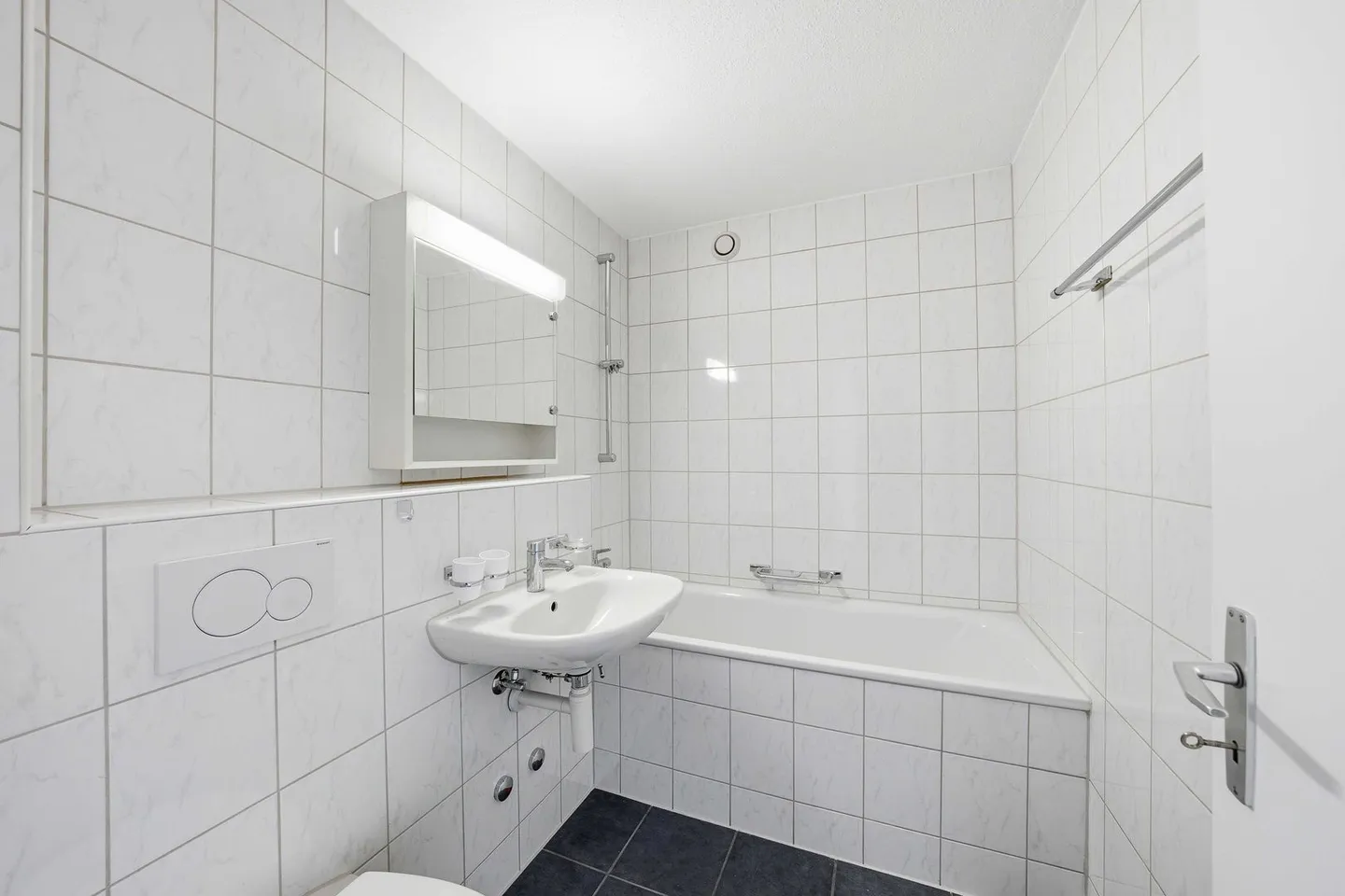 3.5-Room Apartment - Photo 8 of 10