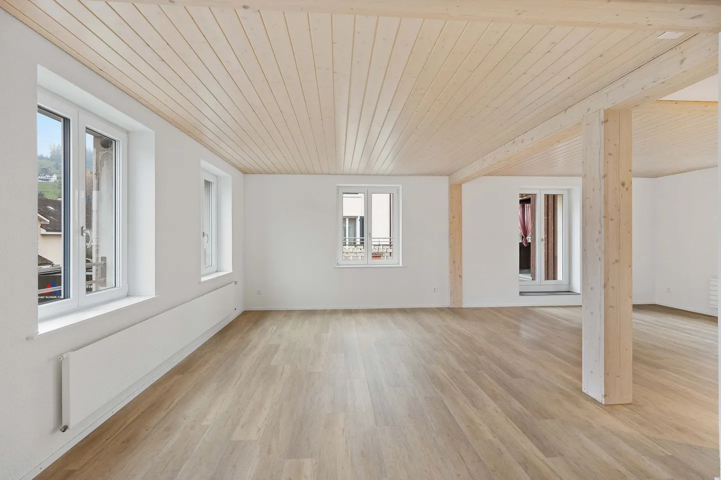 Residential and Commercial Building - Photo 4 of 11