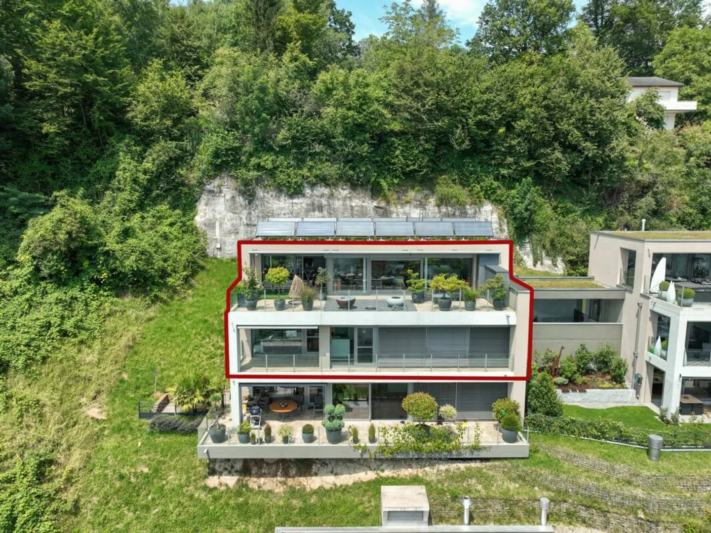 Fernblick trifft elegante Wohlfühloase - Foto 1 von 11