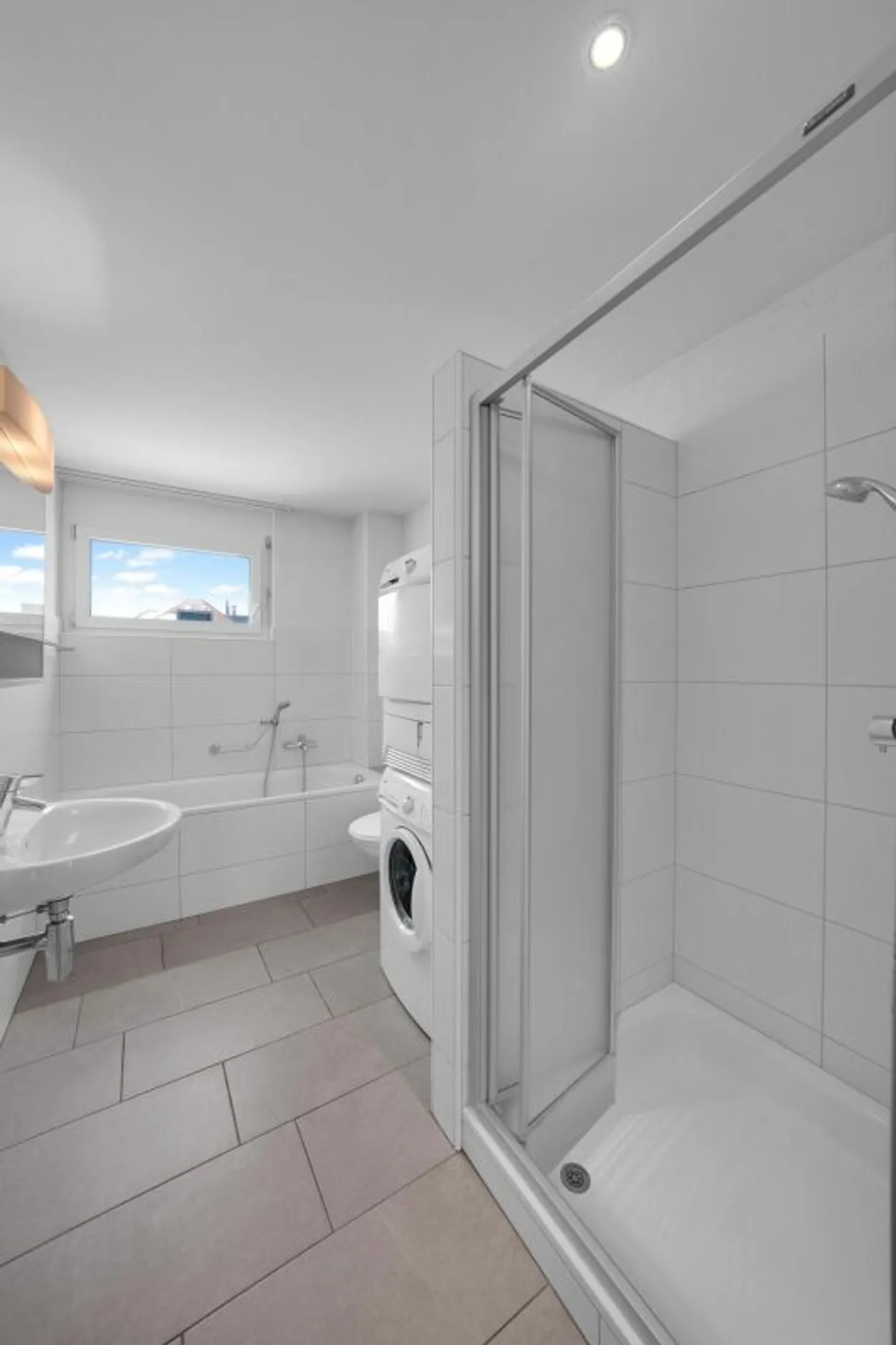 3.5 Room Apartment - Photo 6 of 7