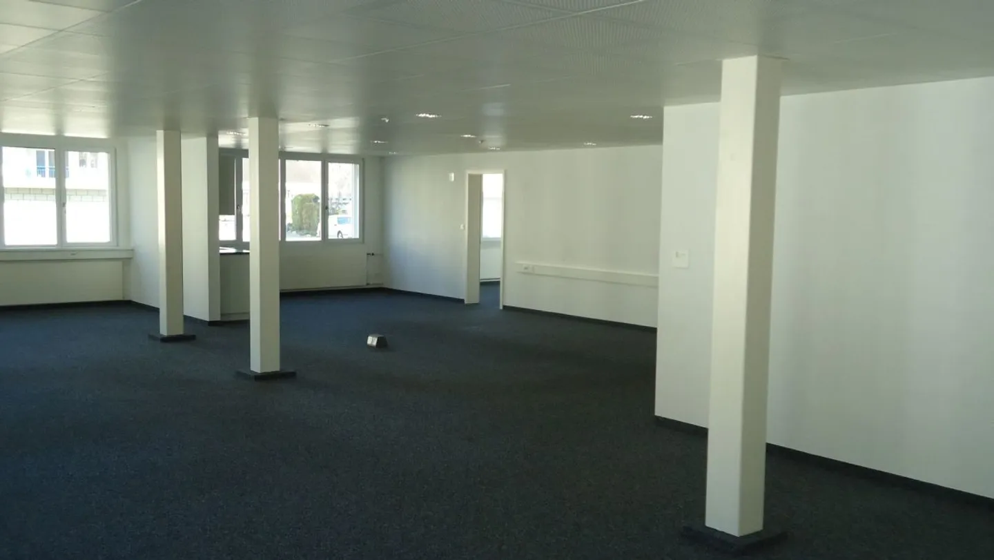 Commercial Property - Photo 1 of 4