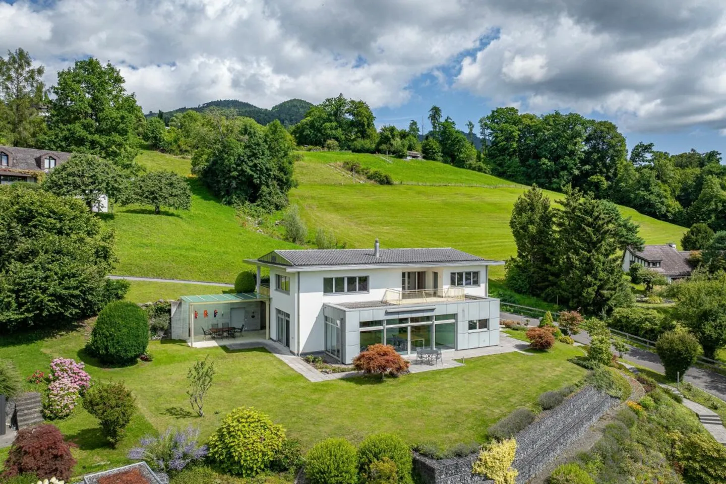Detached House - Photo 1 of 13